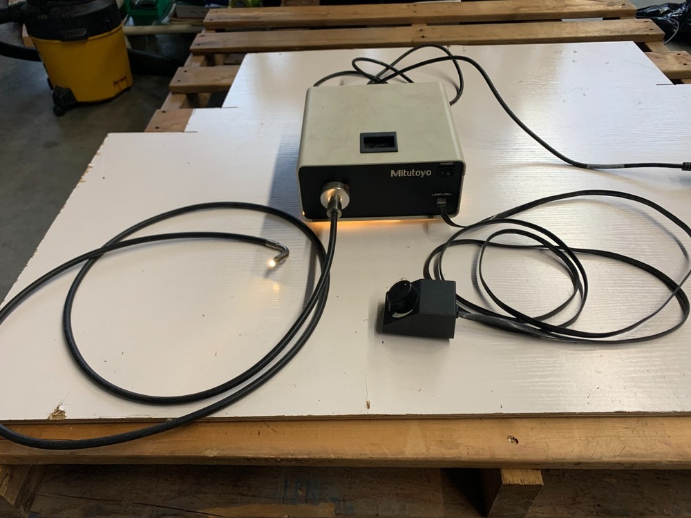 MITUTOYO 50AAB304 LampLink Illumin Light Source (Powers On) for Probe station