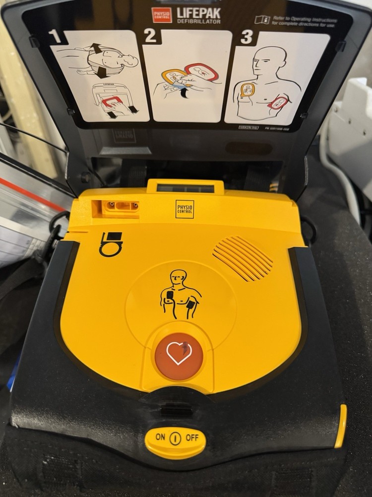 Physio-Control LIFEPAK CR Plus - Extras & Carry Case
