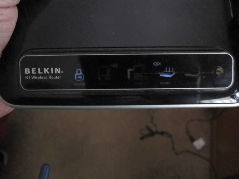 2-Belkin N1 Vision Wireless Router .. Version 1000