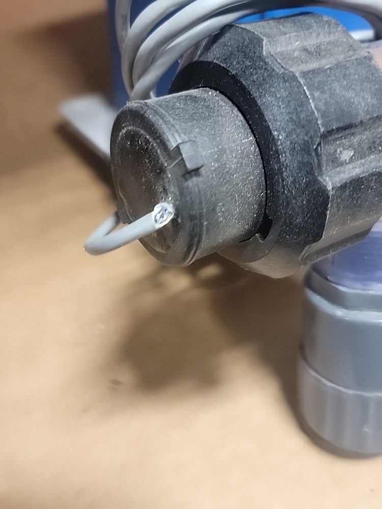 Pulsafeeder FC2000 Flow Controller/3/4 Thread/READ DETAILS