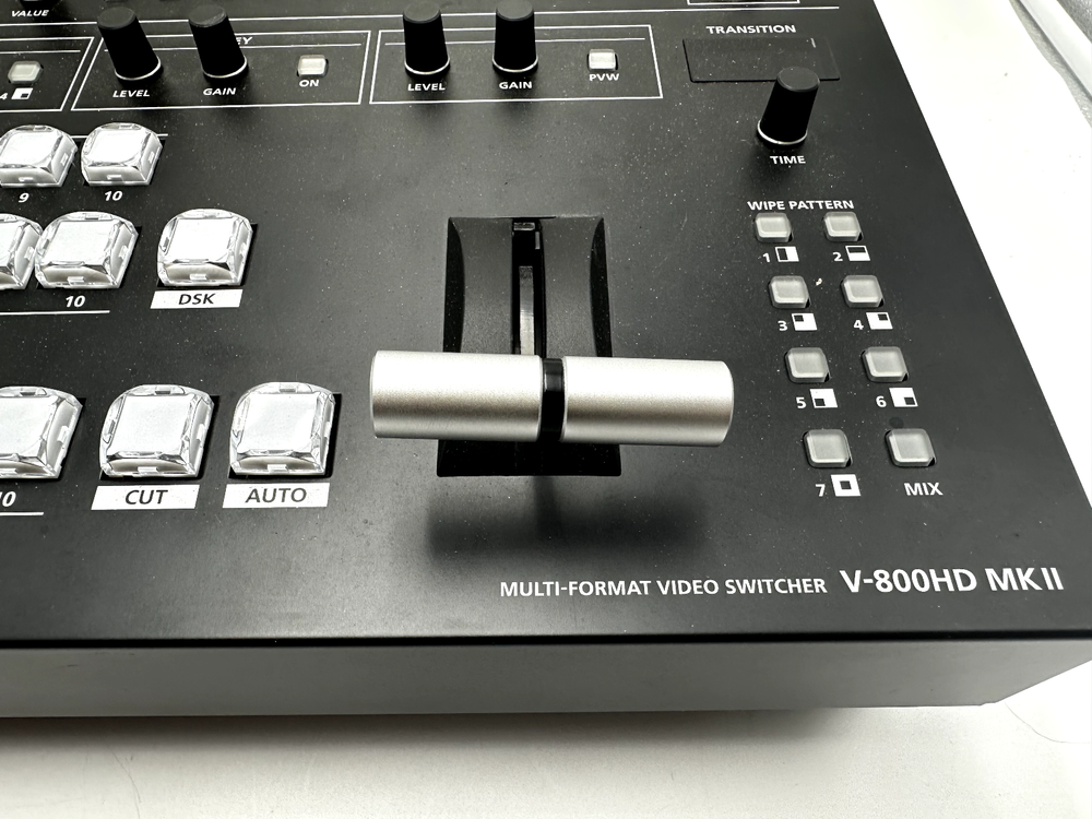 Roland V-800HD MKII Multi-Format Video Switcher - Tested Working - Bent Handle