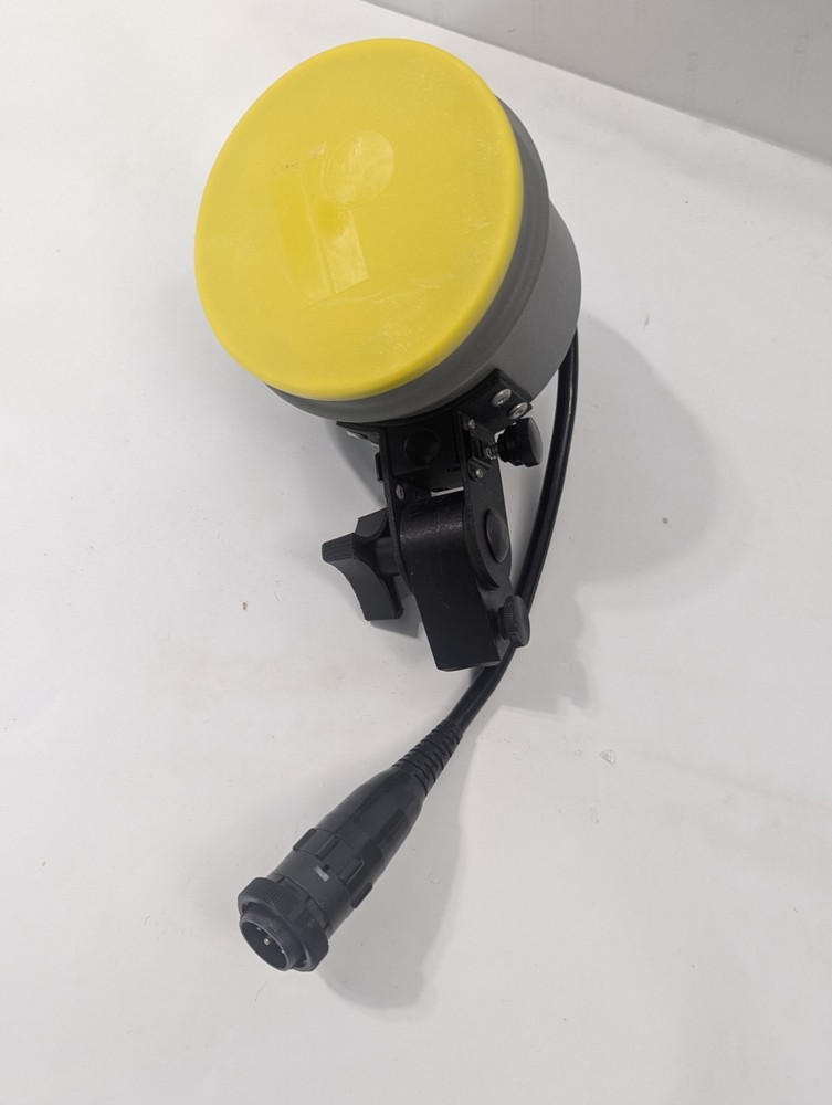 DYNALIGHT 0836 1000 Watt Portable Studio Flash Head Modeling Light Dyna lite