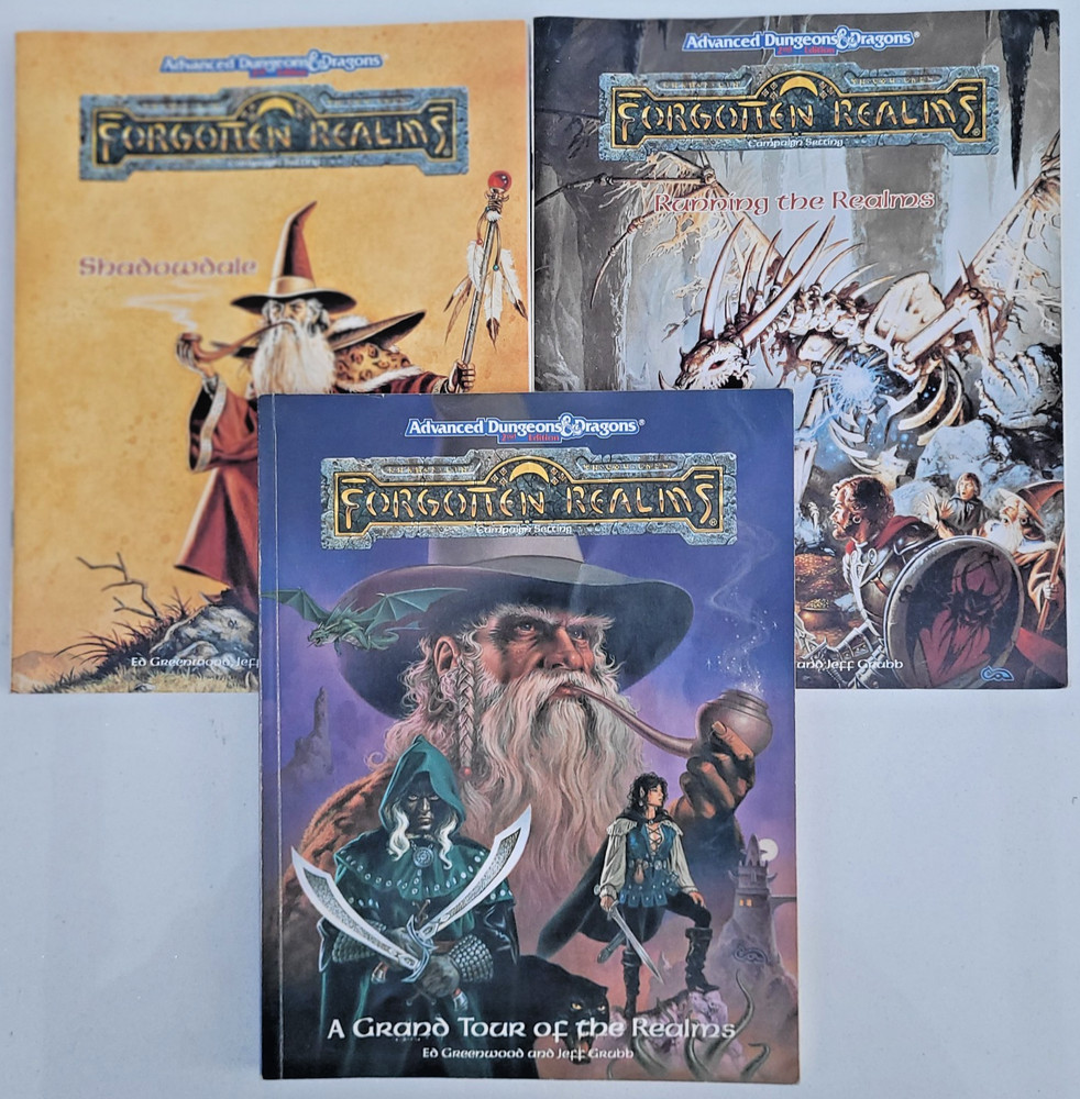 Forgotten Realms Campaign Setting. Dungeons & Dragons 2nd Edition Box Set. VG+