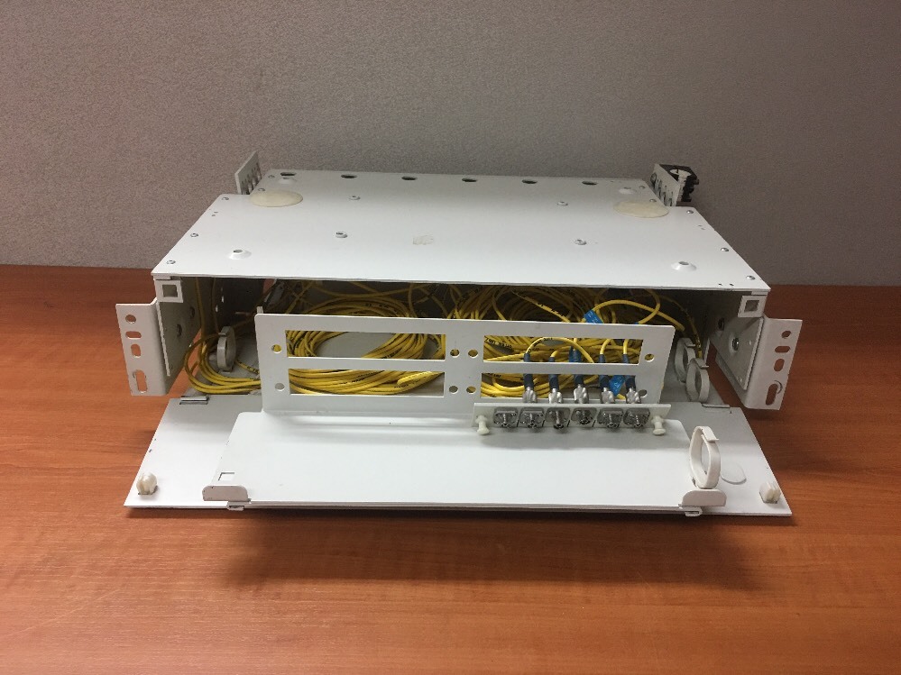 Lucent LightGuide Distribution Shelf LSC1U-024/5