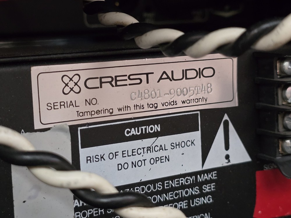 Crest Audio 4801 Amplifier 1200 Watt + Apogee P-3 RV Crossover Processor + Case