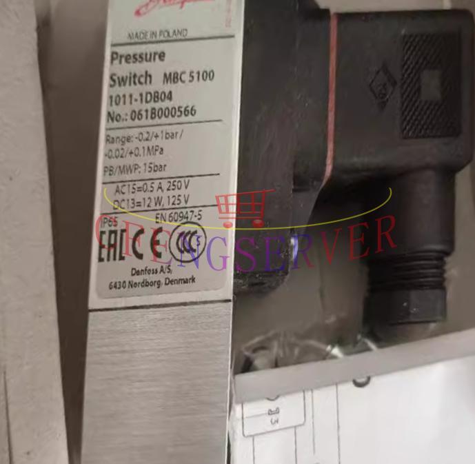 1PCS New Danfoss 061B000566 pressure switch