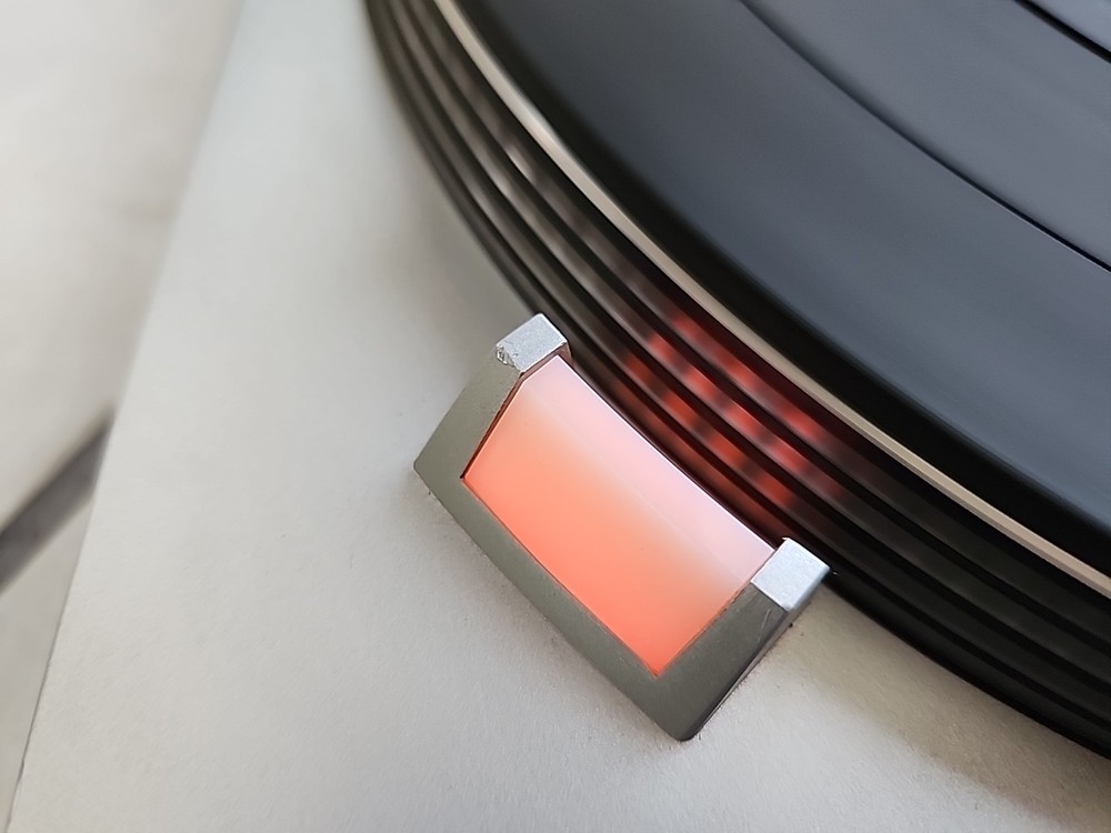 Technics Model SL-B2 Belt Drive Frequency Generator Turntable Tested -READ