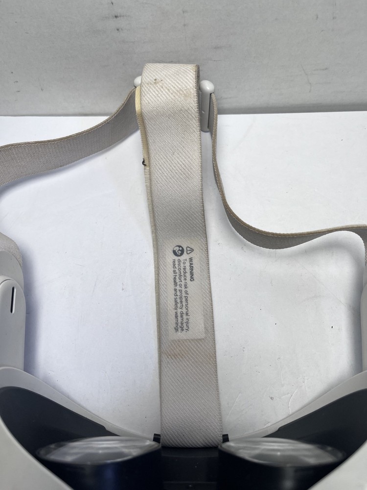 Meta Oculus Quest 2 256GB-VR Headset Headset ONLY - TESTED