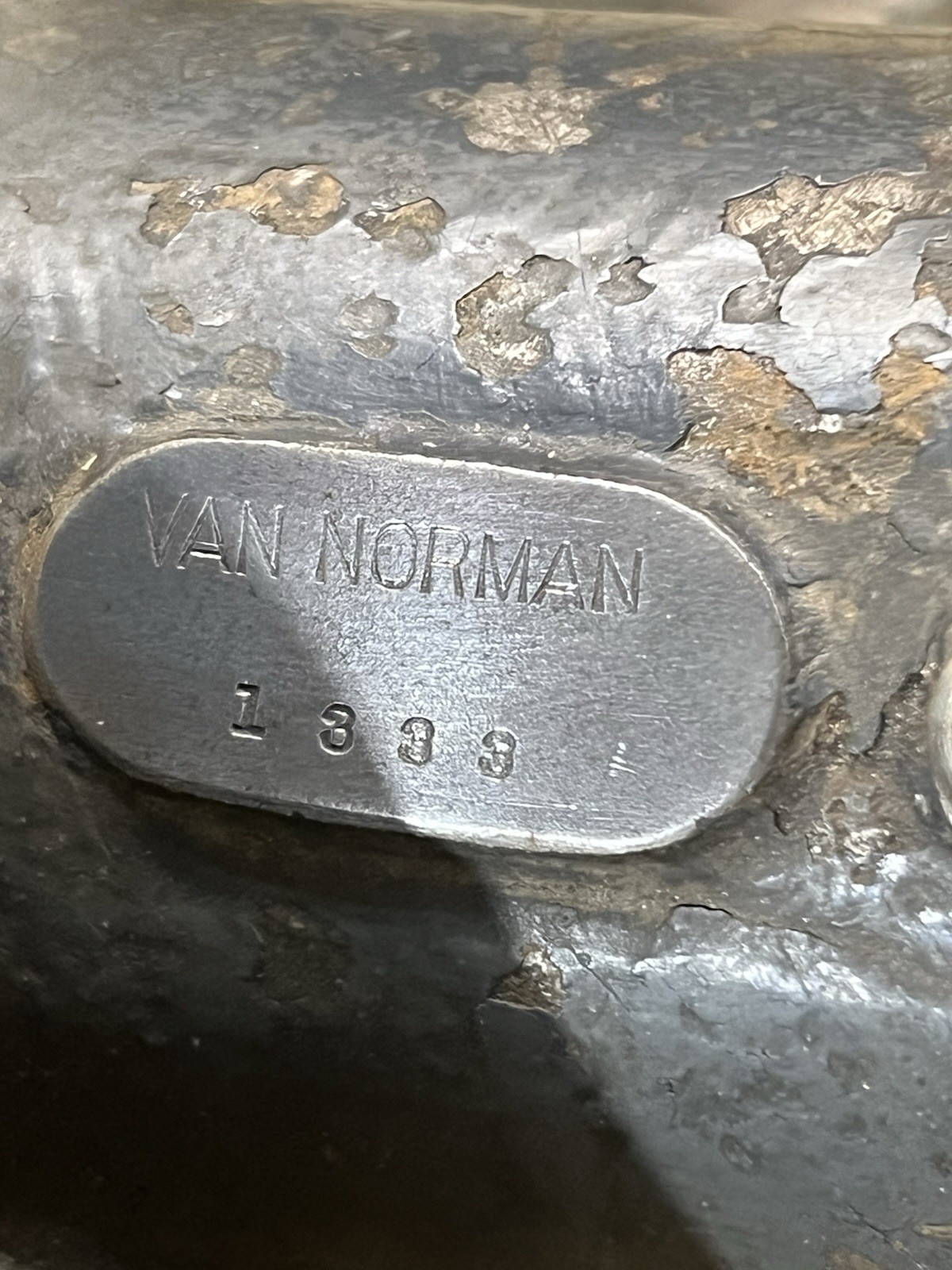 Van Norman Hand or Gear Drive Horizontal Swivel Dividing Head