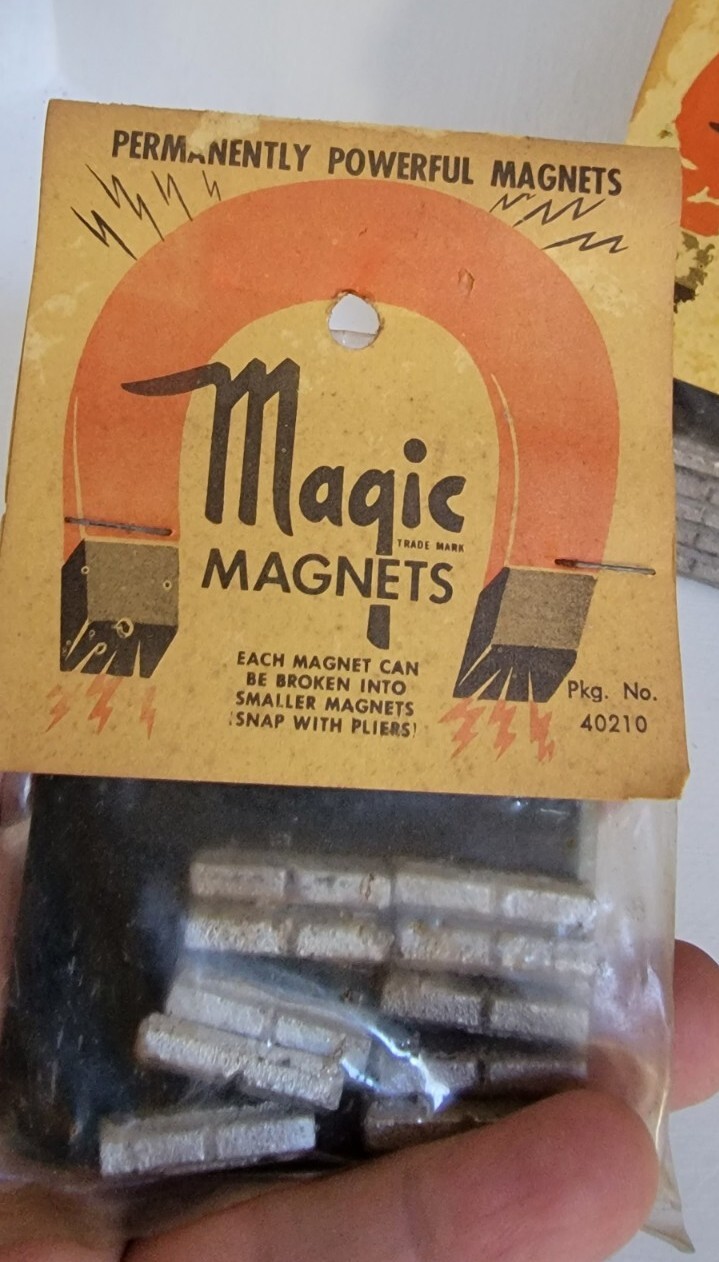 Lot of 3 - Vintage Magic Magnets NOS NEW OLD STOCK