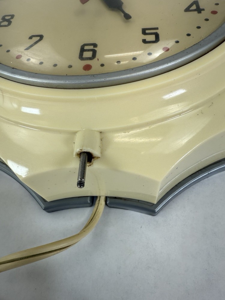 General Electric Telechron Hostess Wall Clock Model 2H02