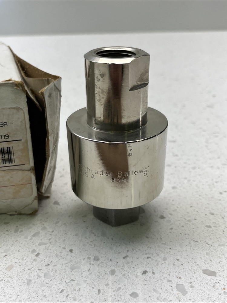 Schrader Bellows 834 Rotating Joint 1/2NPT
