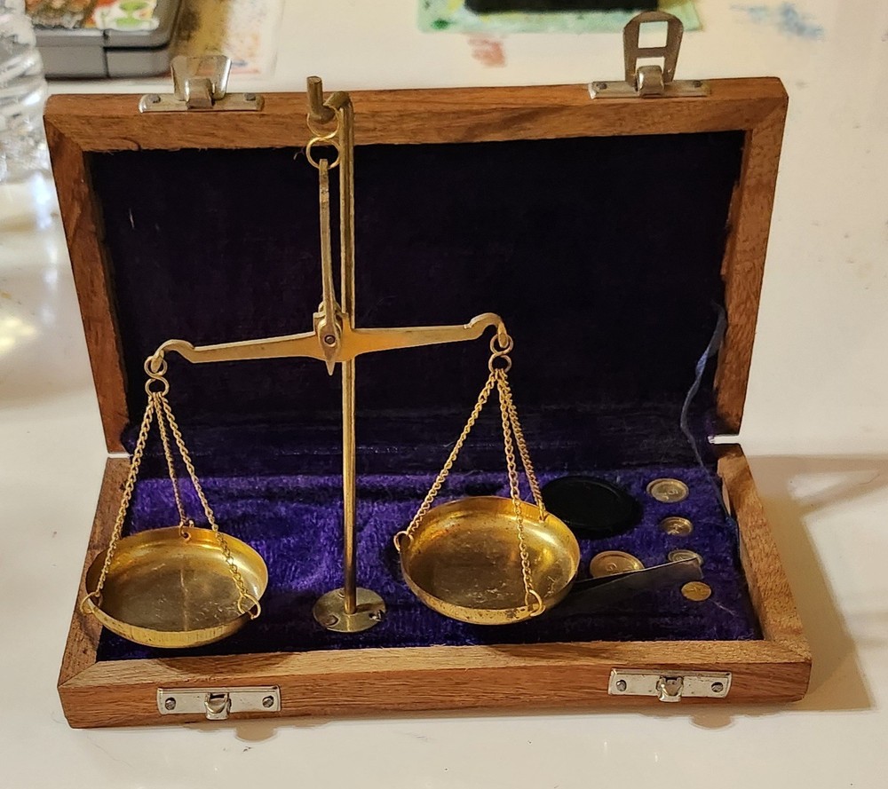 vintage scale in wooden box