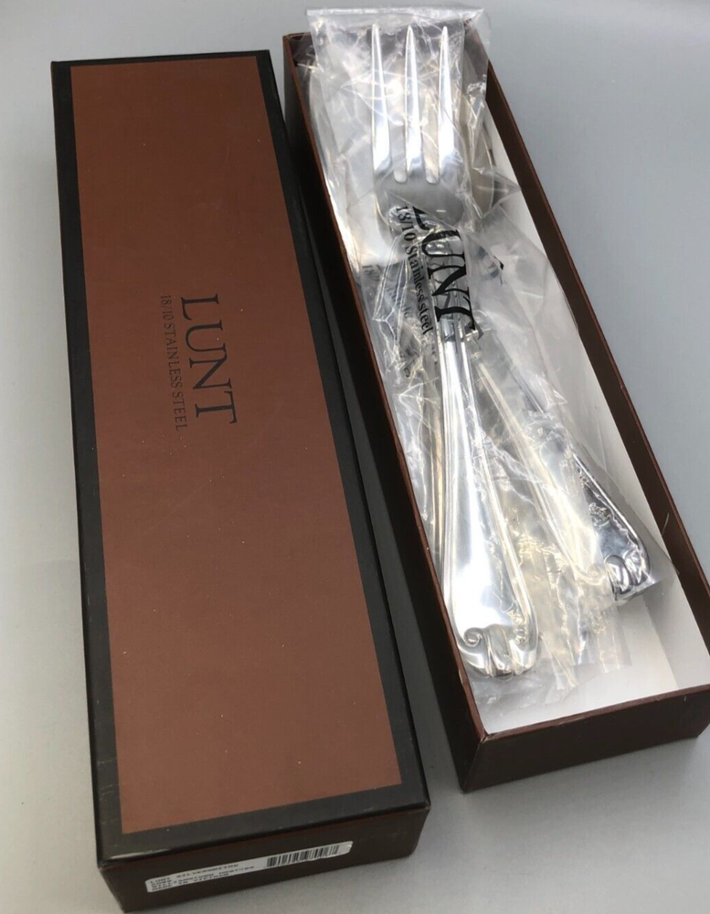 Williamstown Stainless flatware by Lunt 4 piece Hostess Set, NEW in box