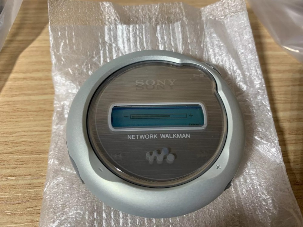 READ INFO - Rare - Sony Network Walkman Mp3 Nw-E103