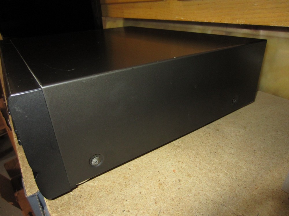 Technics SL-PD688 5 Disc CD Changer Carousel No Remote Tested Working