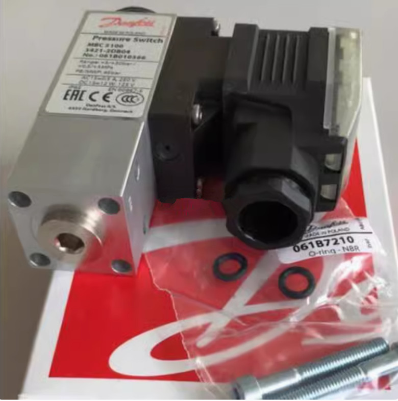 1pcs Danfoss MBC5100 061B100766 sensor