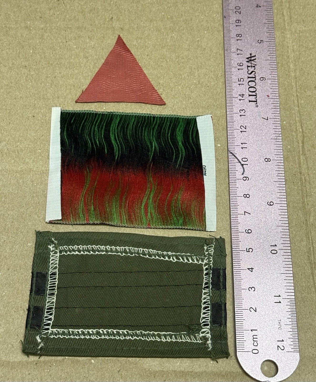 Vintage Iraqi Republican Guards corporal Rank W/ Iraqi Flag & Red Triangle 90’s