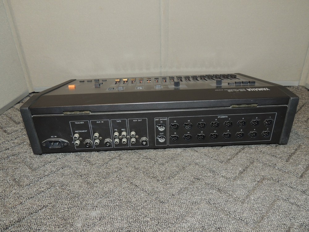 Yamaha MLC-16 Music Laboratories System Teaching Communication