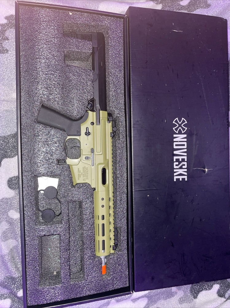 Airsoft gun