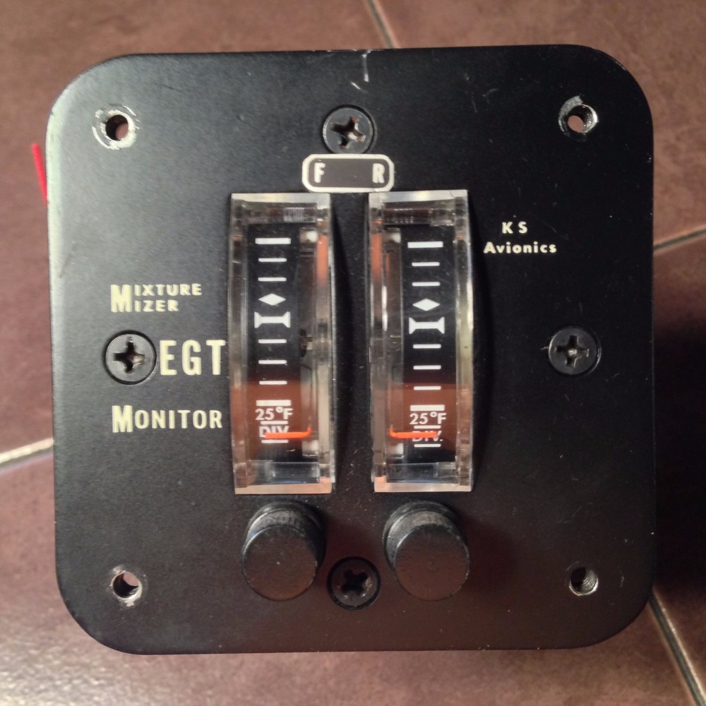 KS Avionics 28 volt Dual EGT Indicator A101,