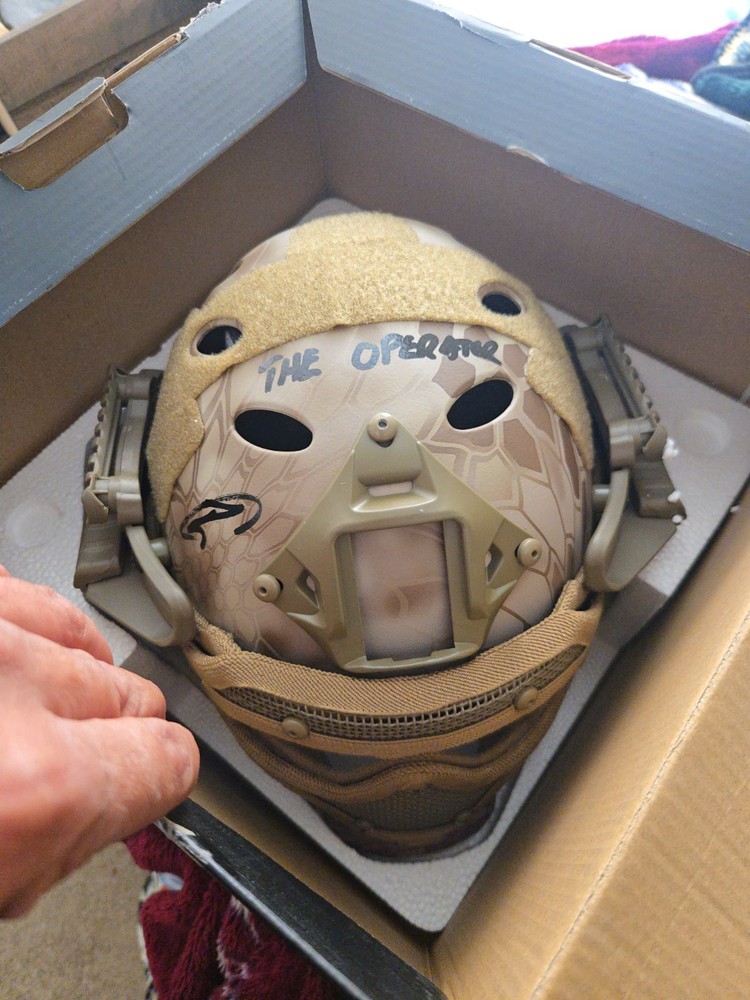 robert o'neill autograph