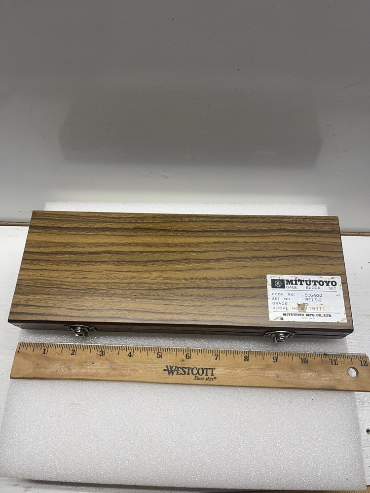 Mitutoyo Gauge Block Set Code# 516-930 Set# BE1-9-2 Grade 2 (10) Pieces Nice