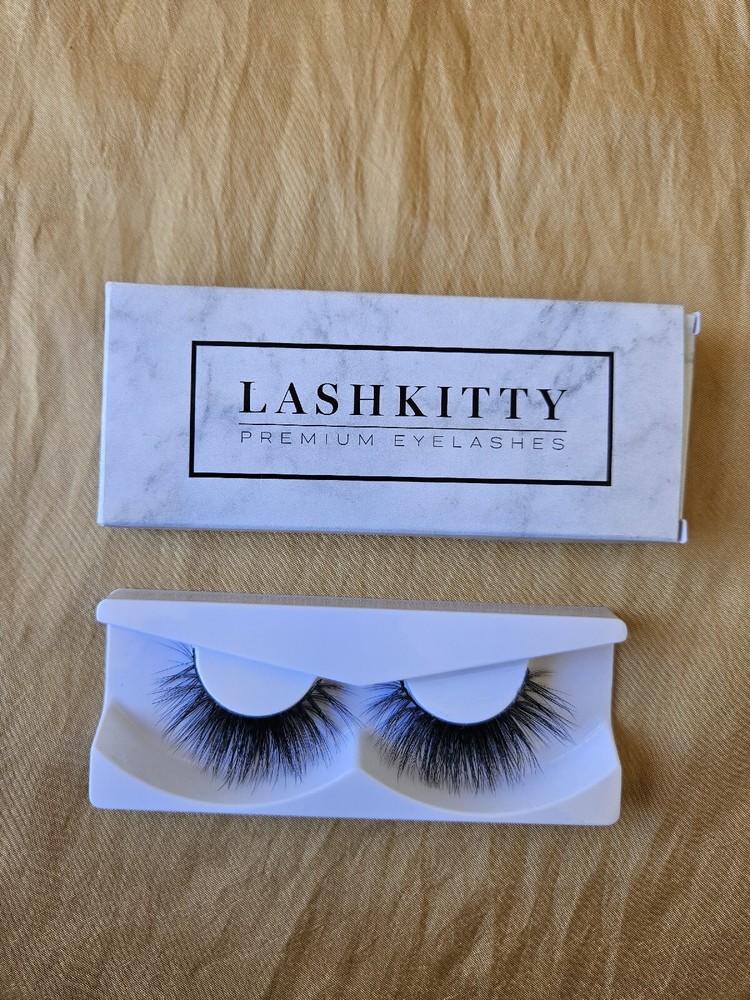 Lash Kitty In Leo