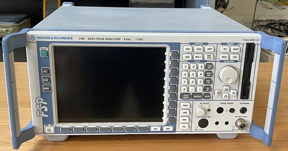 Rohde & Schwarz FSP7, spectrum analyzer