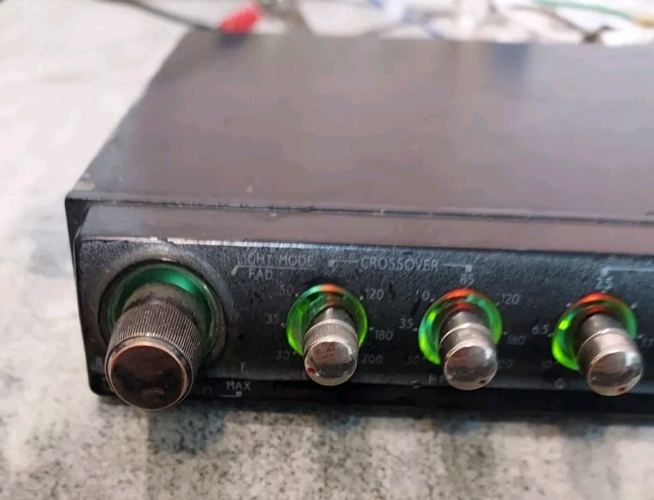 ALPINE ERE G-190 SUBWOOFER PROCESSOR