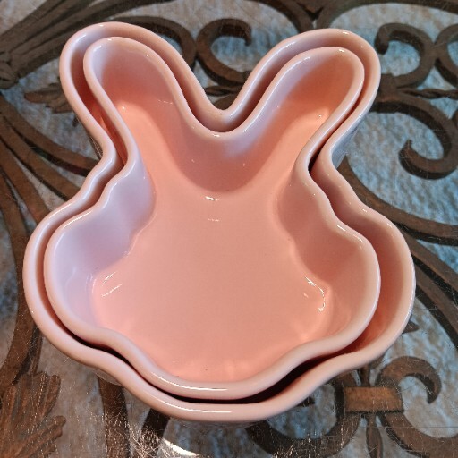 Ciroa Easter Parade Porcelain Pink Bunny Two Nesting Bowls Spring