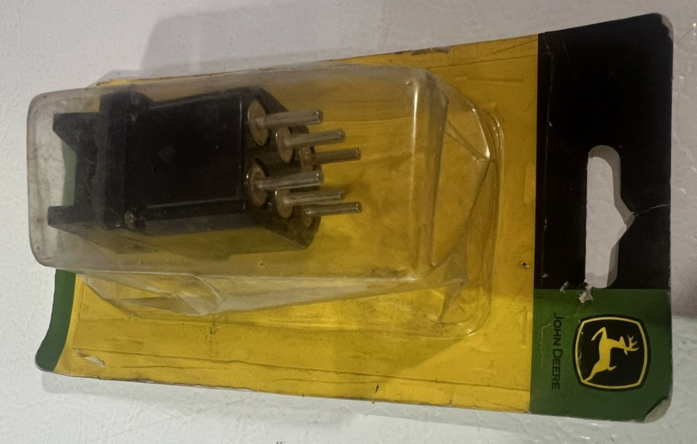 John Deere OEM Toggle/Rocker Switch AH111705 (NEW)