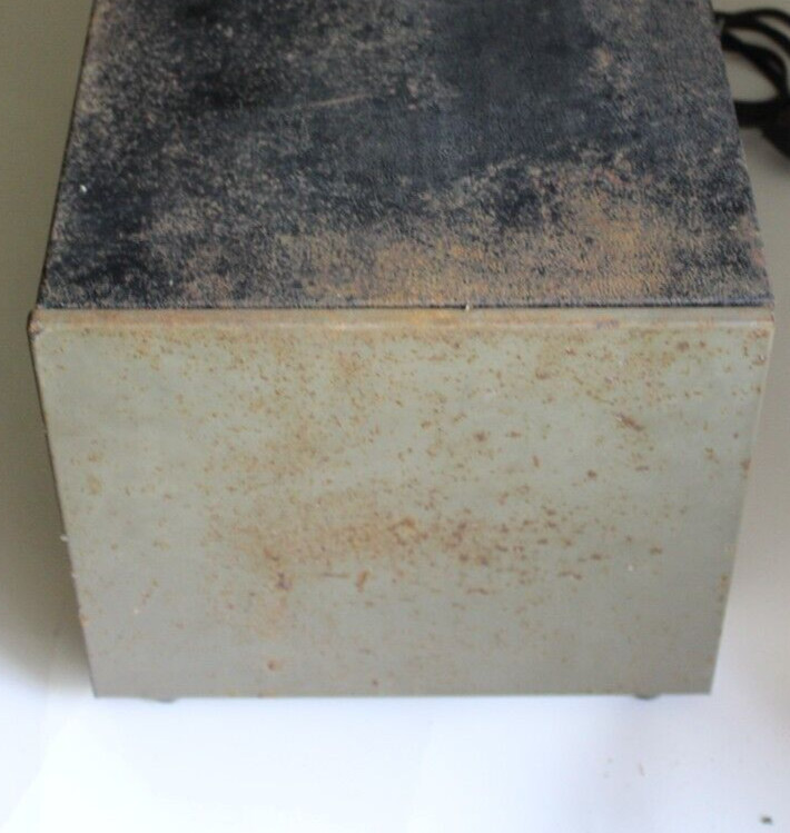 B&K 1968 Precision Model 1077B Television Analyst Television Testing Equipment