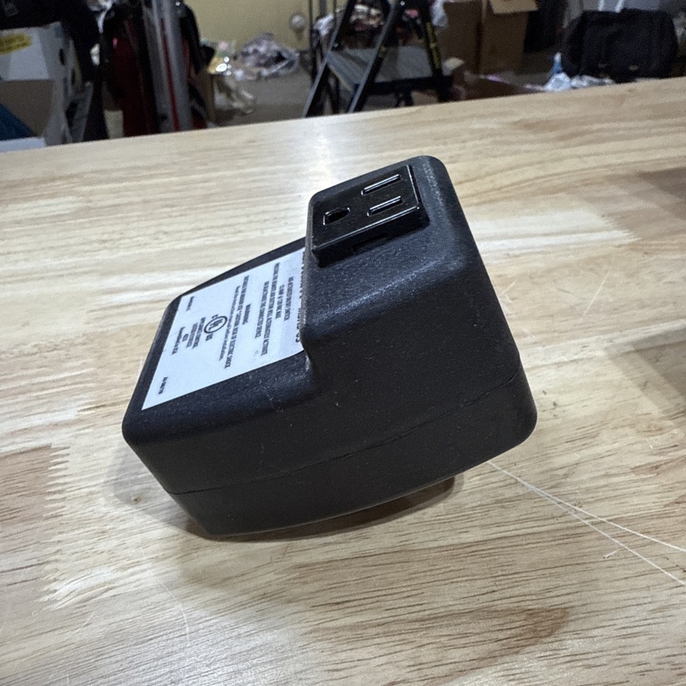 Mr. Scrappy Outlet (MSAS-65)