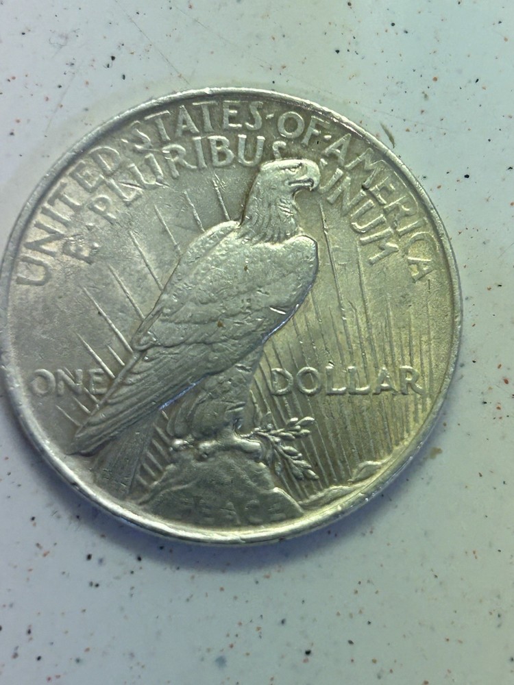 1922 Peace Dollar $1