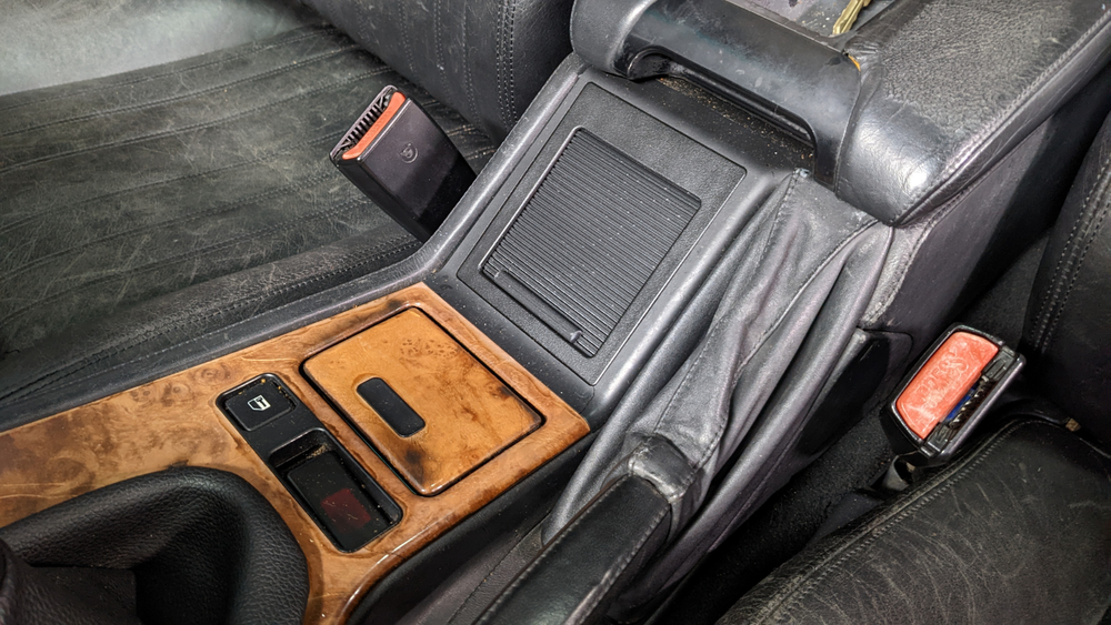 BMW E39 Center Console Storage Partition Cover Replacement