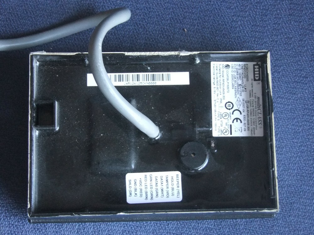 HID 6125CKN0000 RP40 MultiCLASS Wall Switch Smart Card Reader