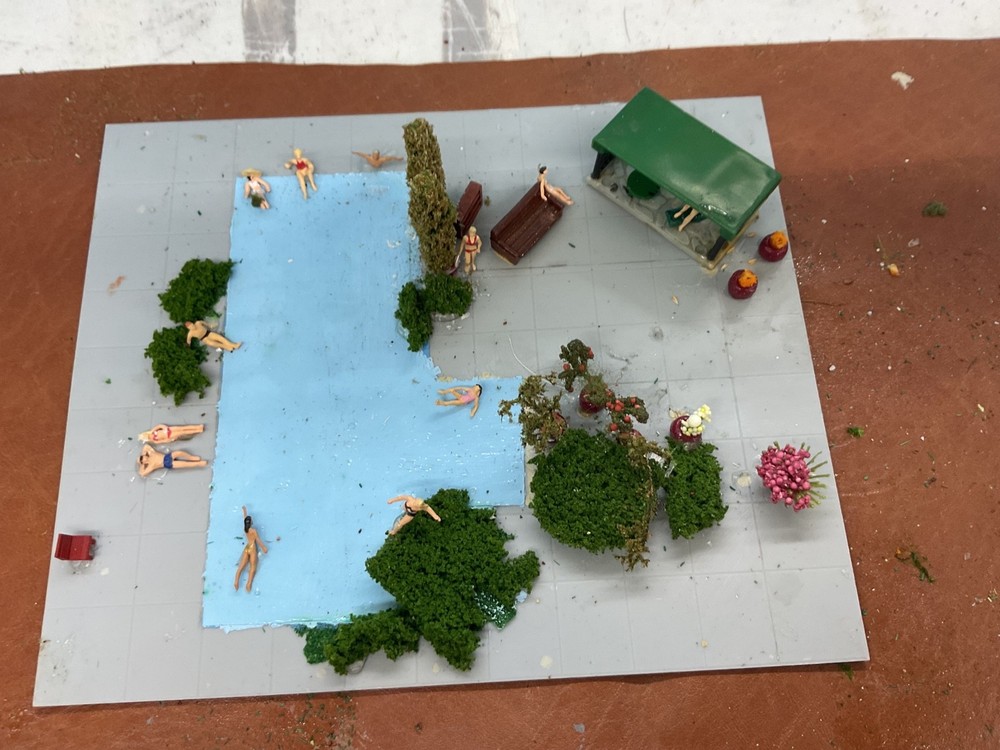 POOL PARTY, PEOPLE , EXTRAS