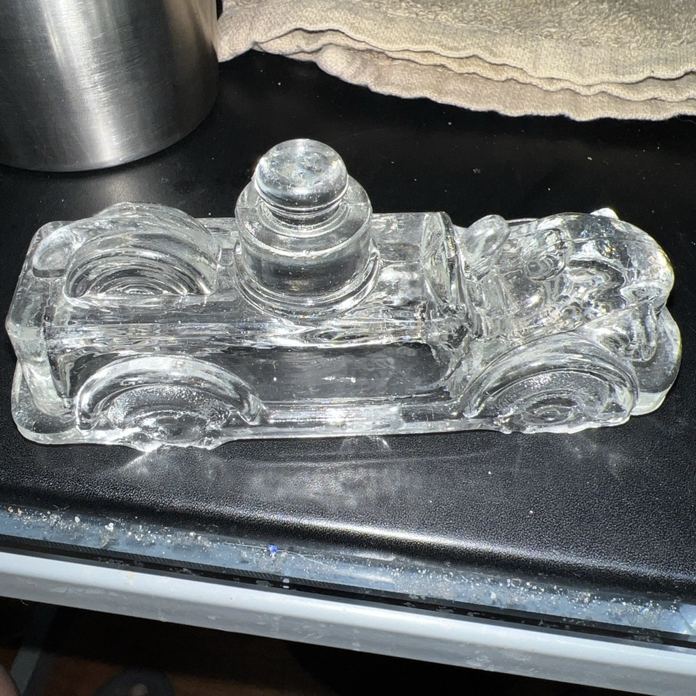 FIRE ENGINE GLASS CANDY CONTAINER ENGINE 1930s VICTORY GLASS