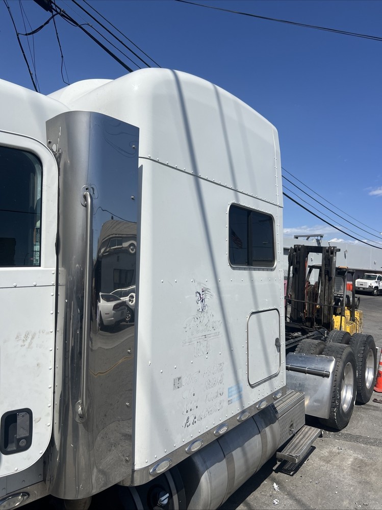 Peterbild 389 2020 Canvin  Sleeper.
