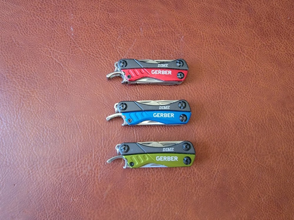 One Gerber Dime Pocket Multitool TSA Good Condition!