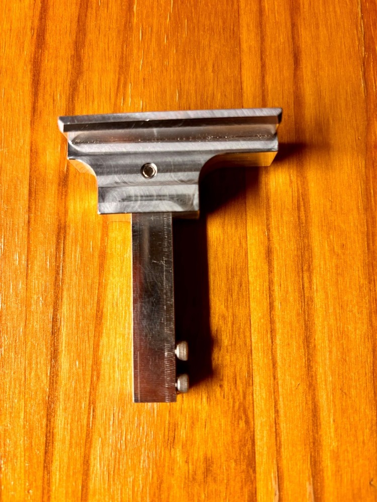 Blade Square - Bandsaw Table Precision Alignment Tool | Magnetic Digital Angle M