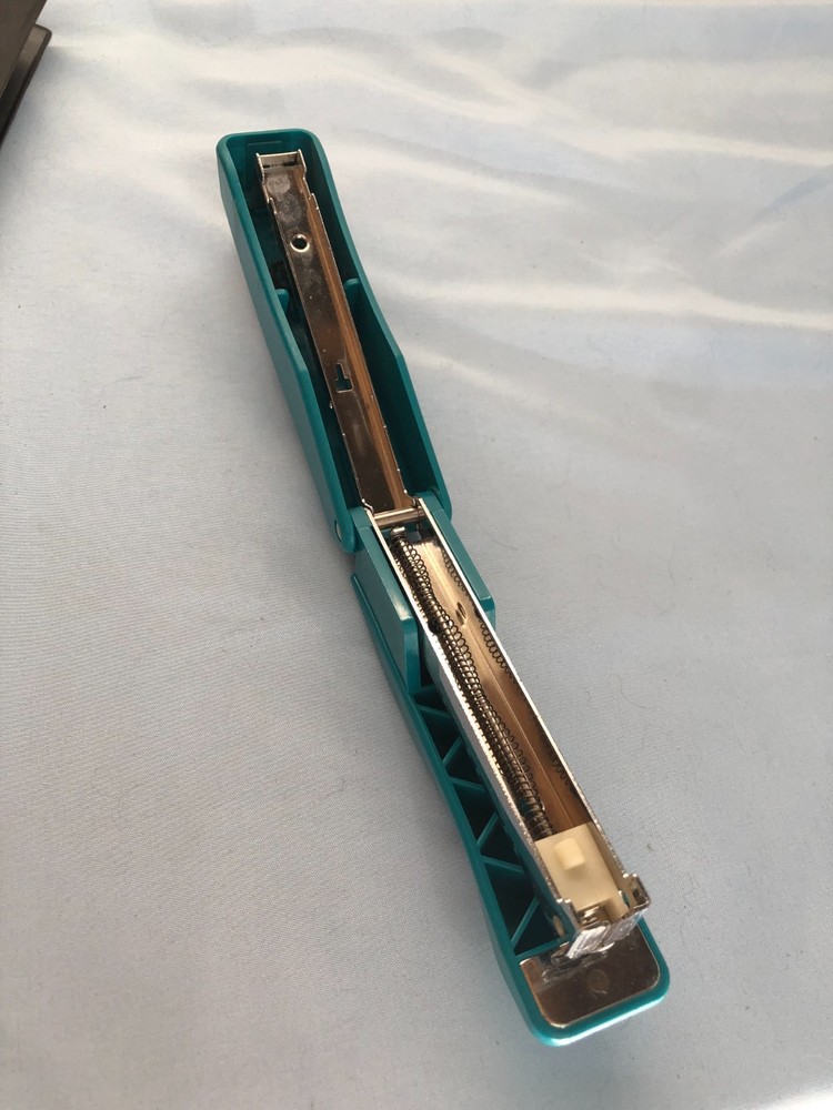 BOSTON Teal & Pink Stapler #AF