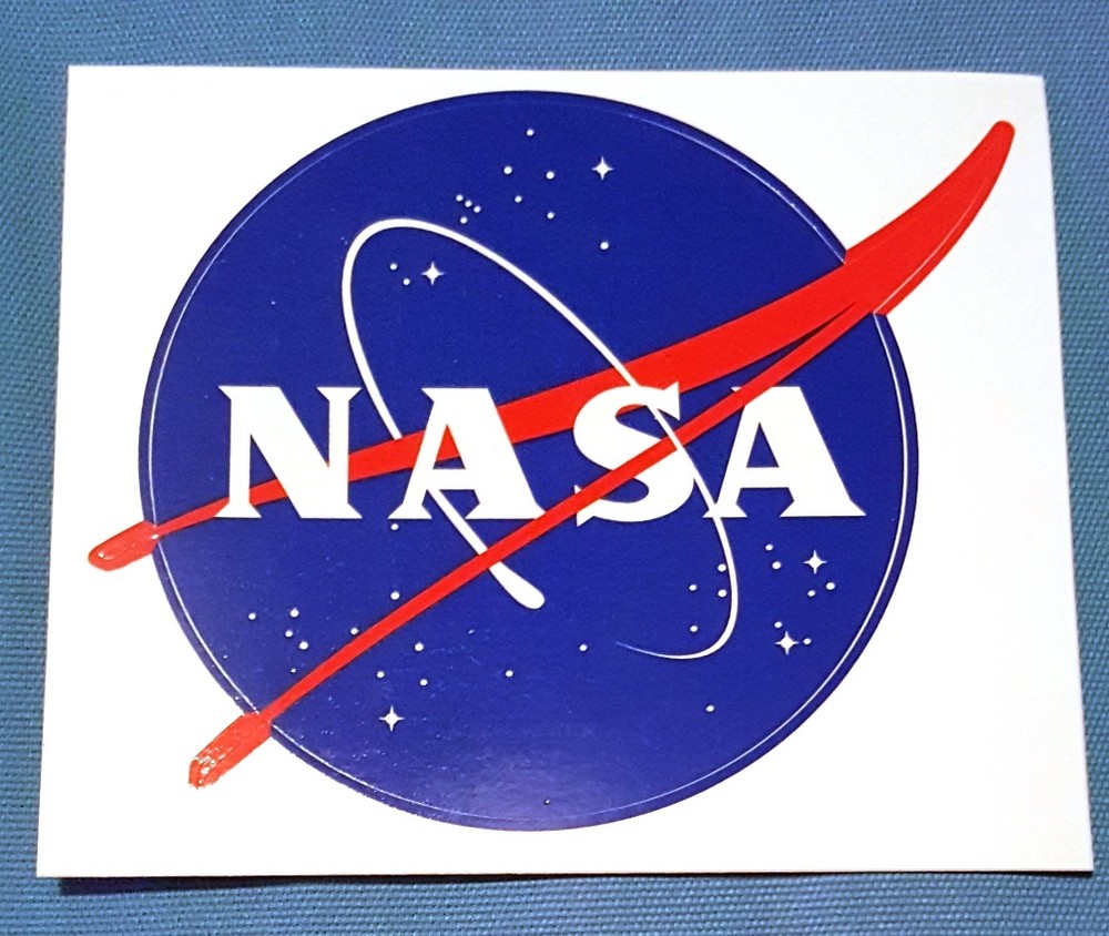 Souvenir 4" NASA Sticker