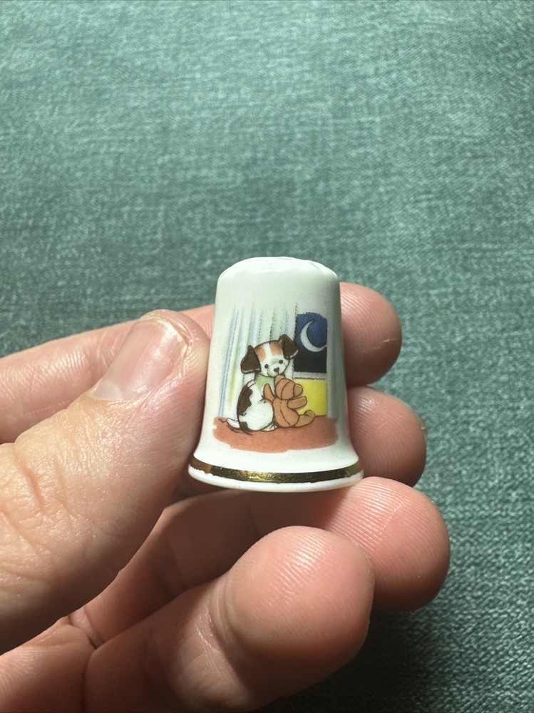 Vintage Bone China Thimble