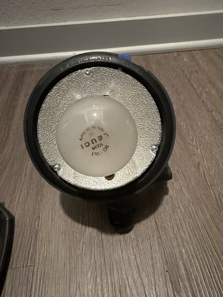 TESTED - Elinchrom D-Lite 4 it Bundle - 2 Light Units