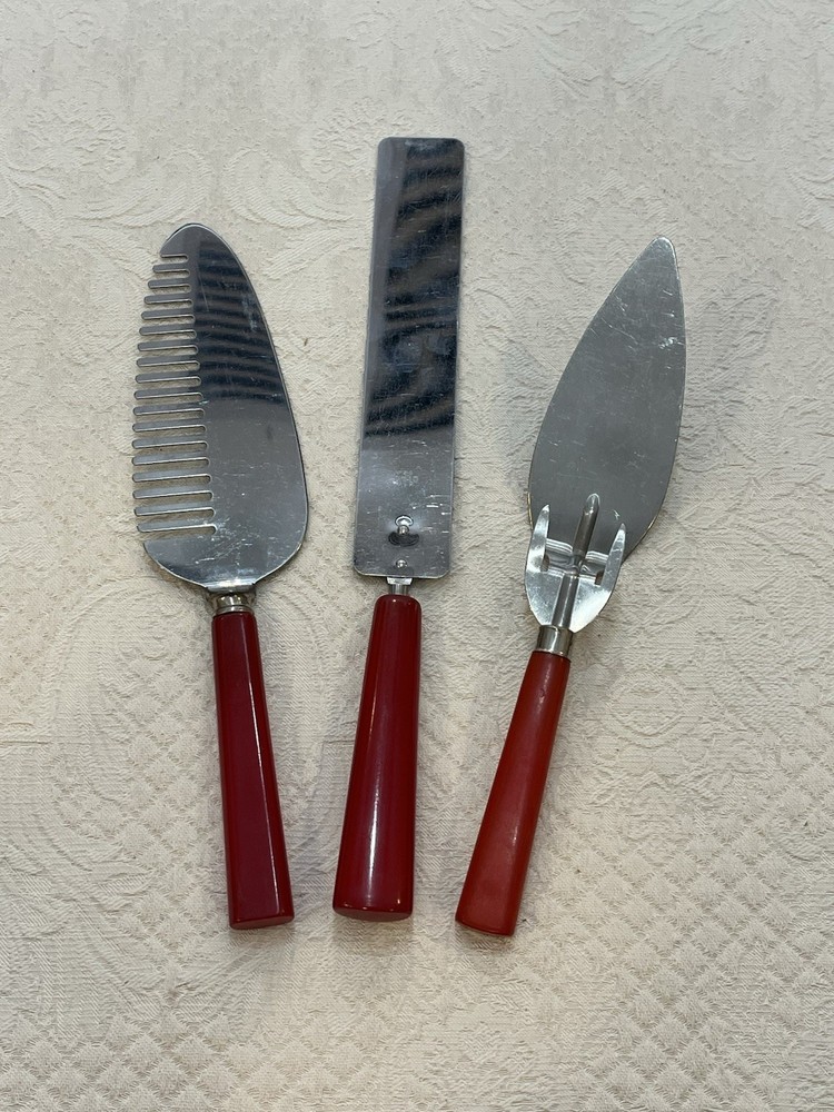 3 Red Bakelite Serving Pieces P&G Spreader -Pie Server With Prongs & Cake Server