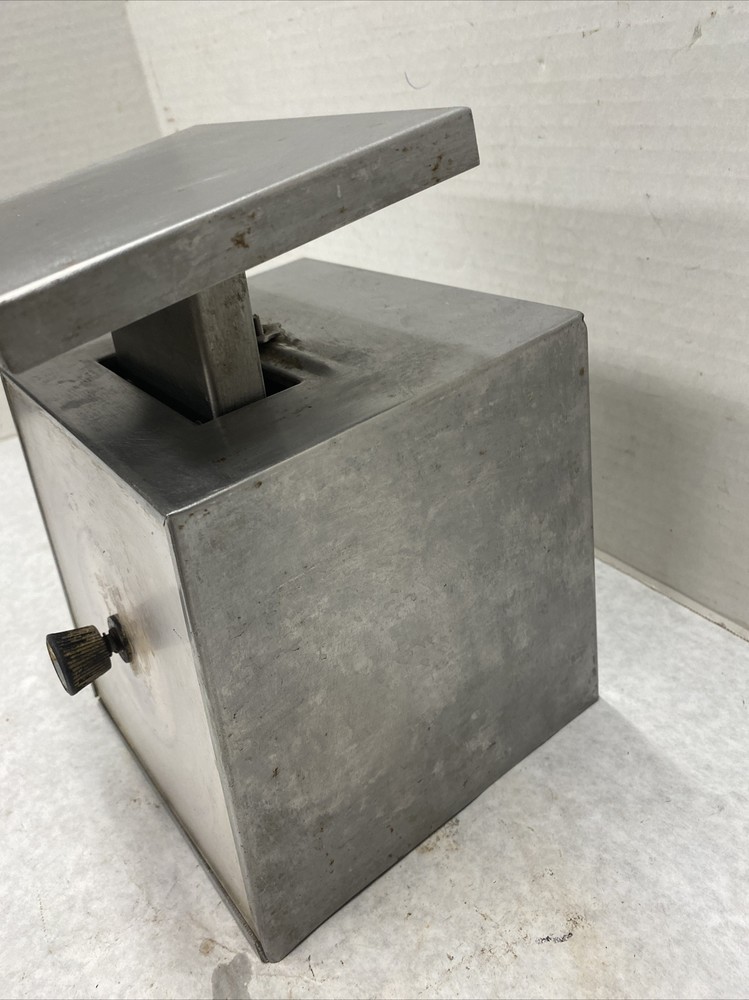 SYSCO Restuarant Kitchen Scale Model SR 5 32 oz Used SyS-05