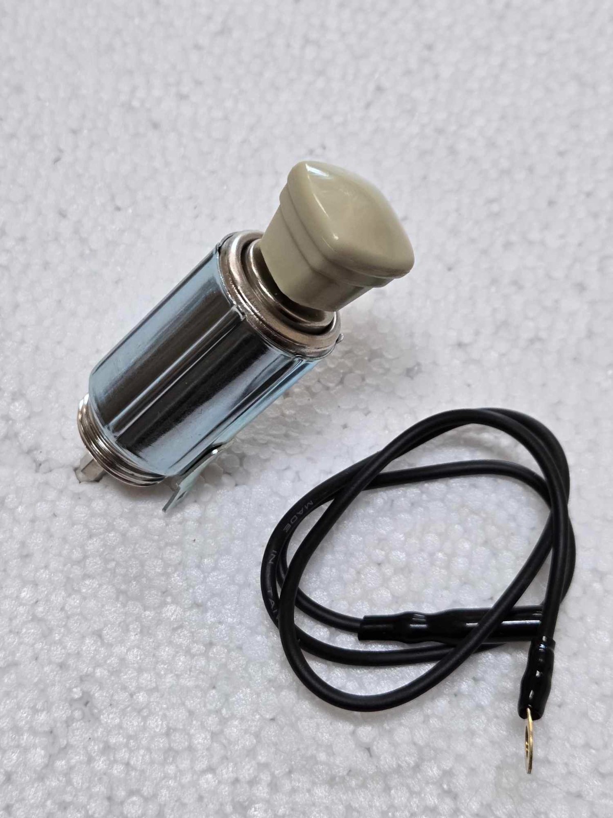 1939-54 Chevy Car 38-53 Chevy Truck Cigarette Lighter Socket Plug w White Knob