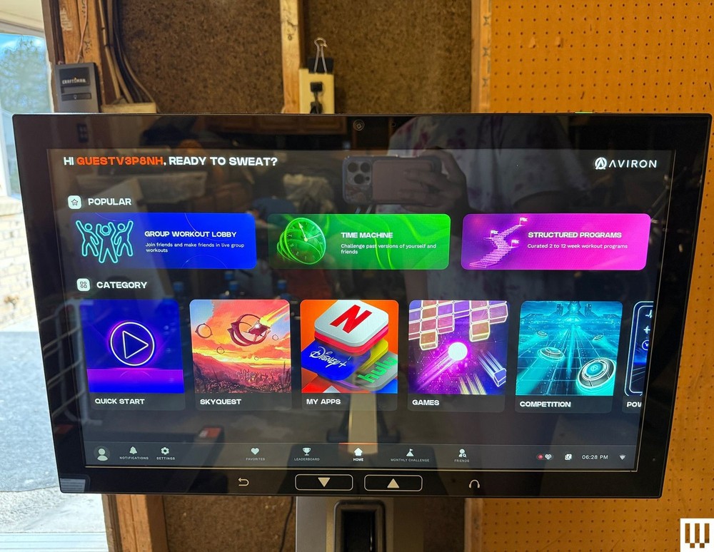 2026 NEW AVIRON STRONG ROWER - Interactive 22” Touchscreen with Workout Library